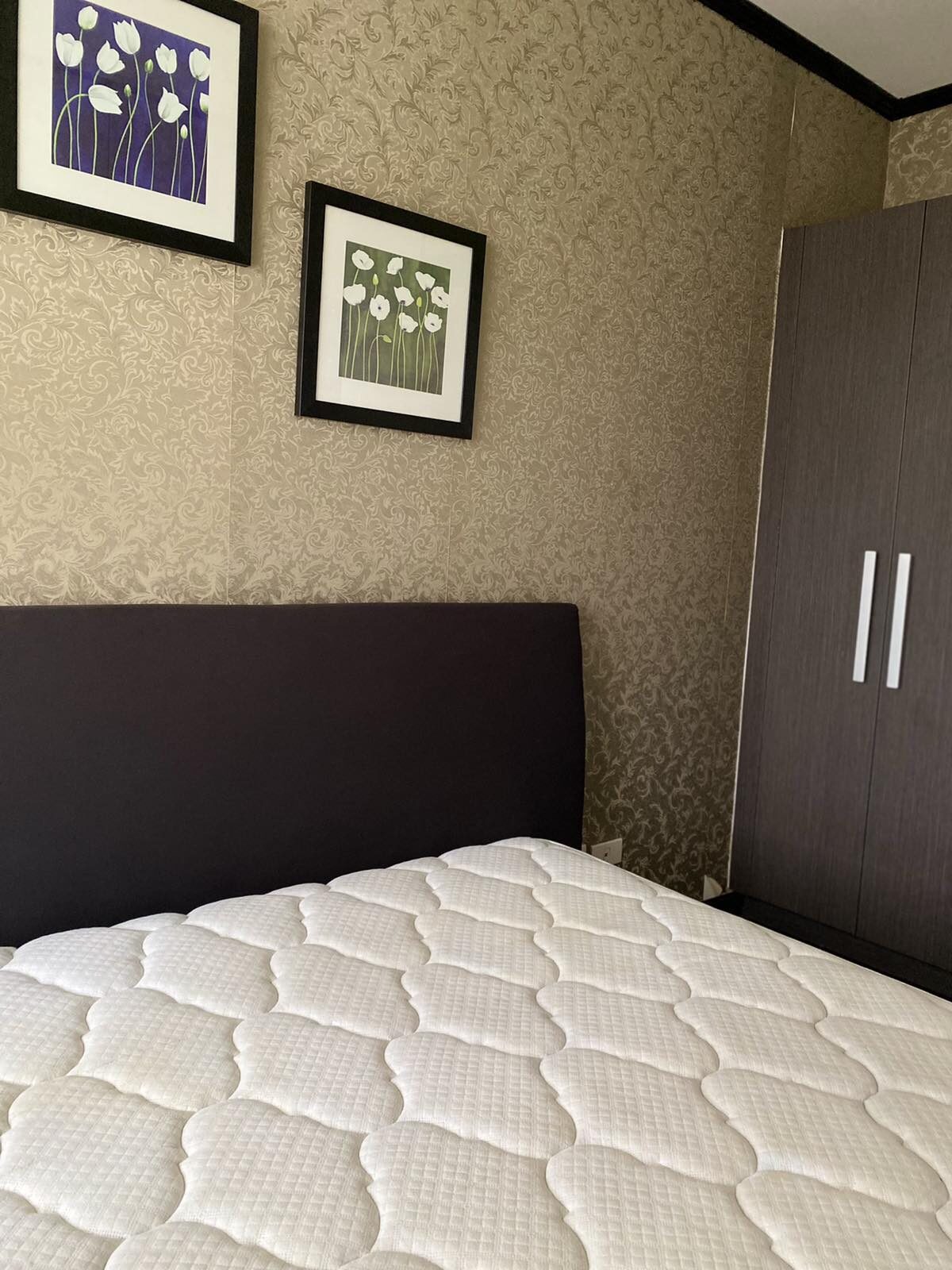 THE GRAMERCY RESIDENCES