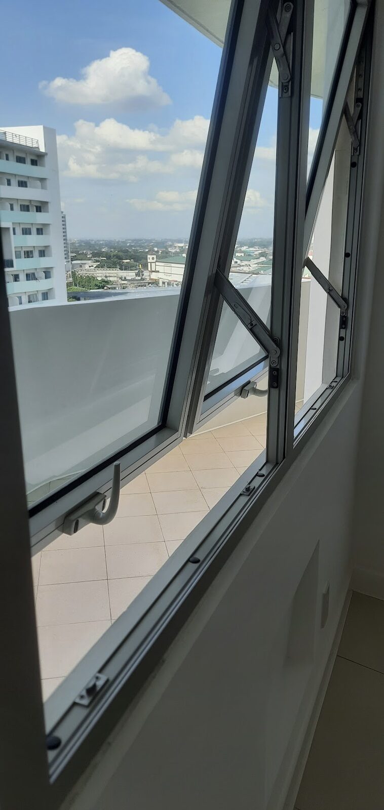 THE RESIDENCES AT COMMONWEALTH BY CENTURY