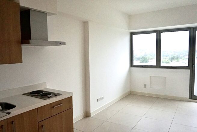 THE RESIDENCES AT COMMONWEALTH BY CENTURY