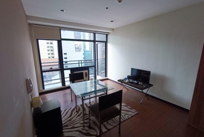 THE GRAMERCY RESIDENCES