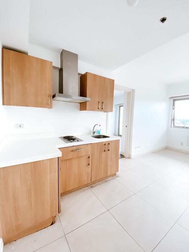 THE RESIDENCES AT COMMONWEALTH BY CENTURY