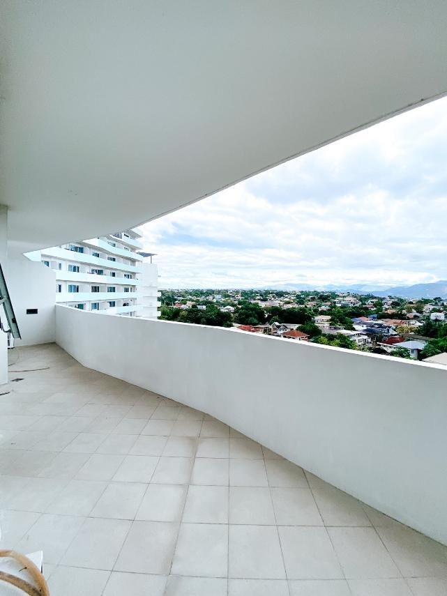 THE RESIDENCES AT COMMONWEALTH BY CENTURY