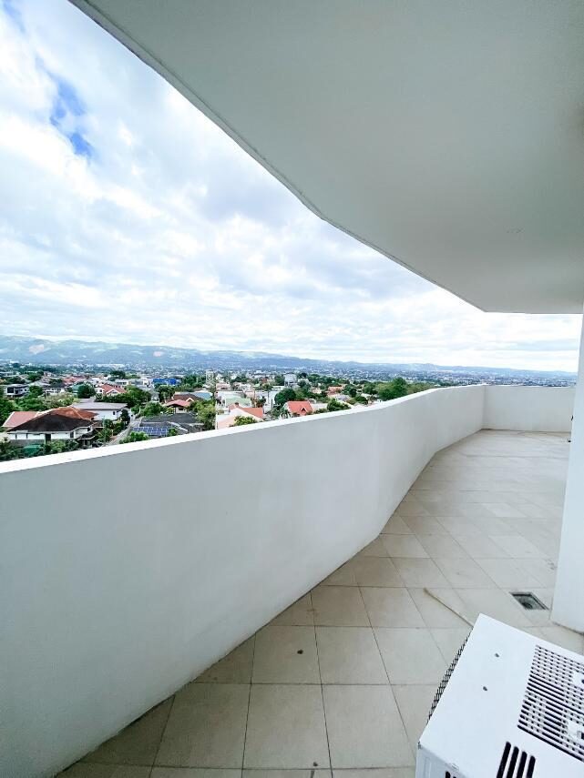 THE RESIDENCES AT COMMONWEALTH BY CENTURY