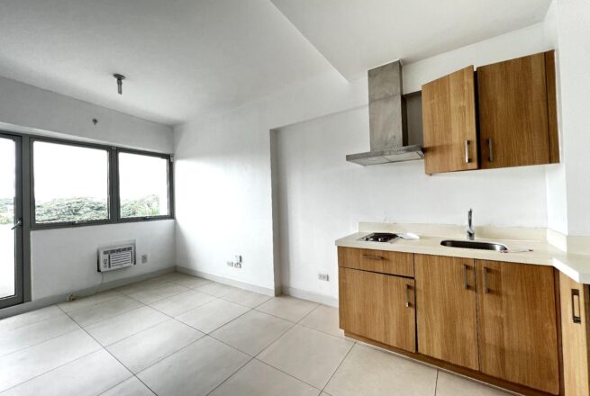 THE RESIDENCES AT COMMONWEALTH BY CENTURY