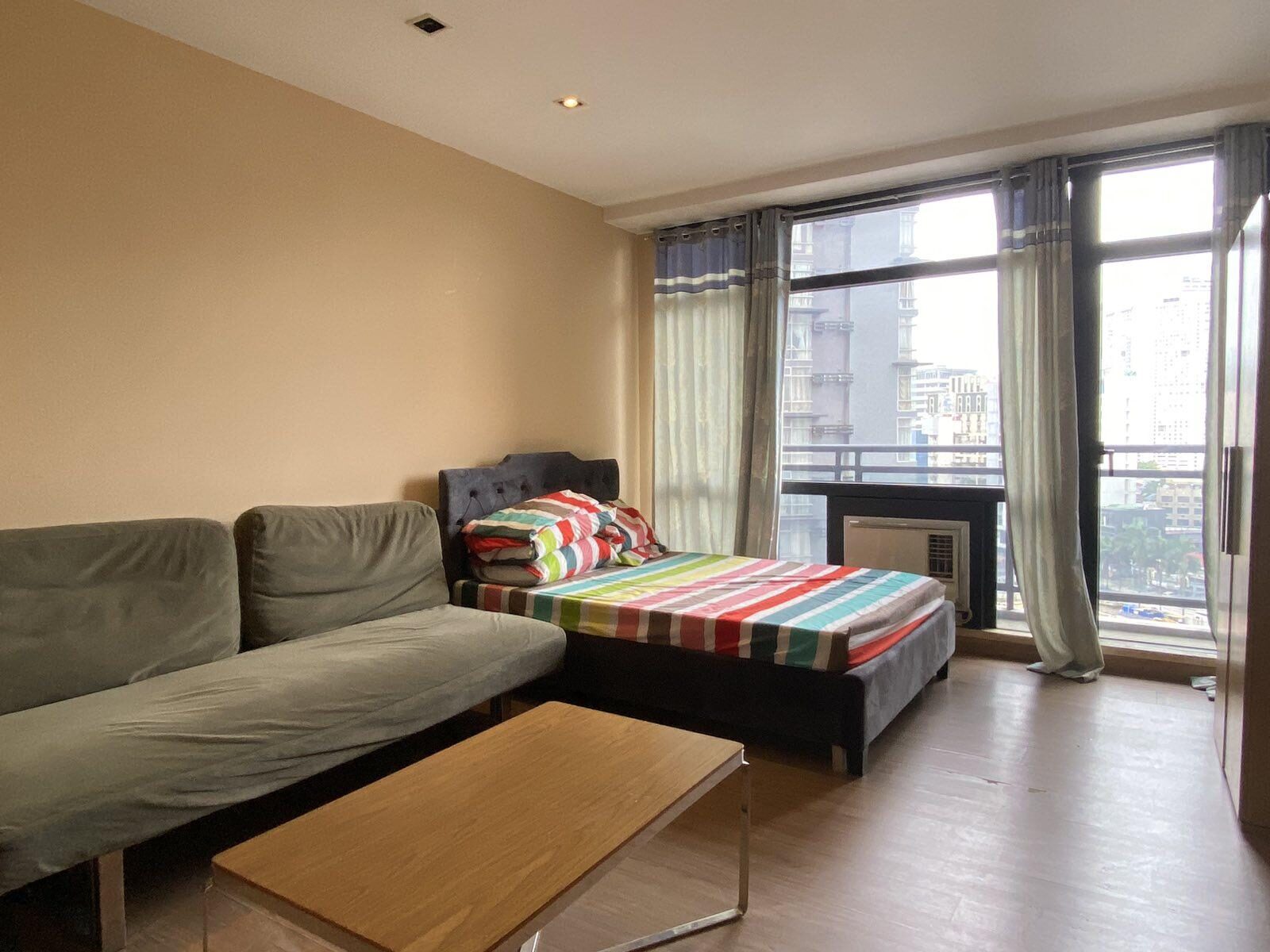 THE GRAMERCY RESIDENCES