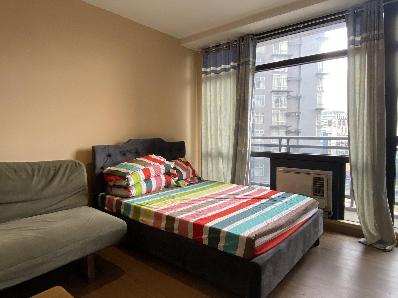 THE GRAMERCY RESIDENCES