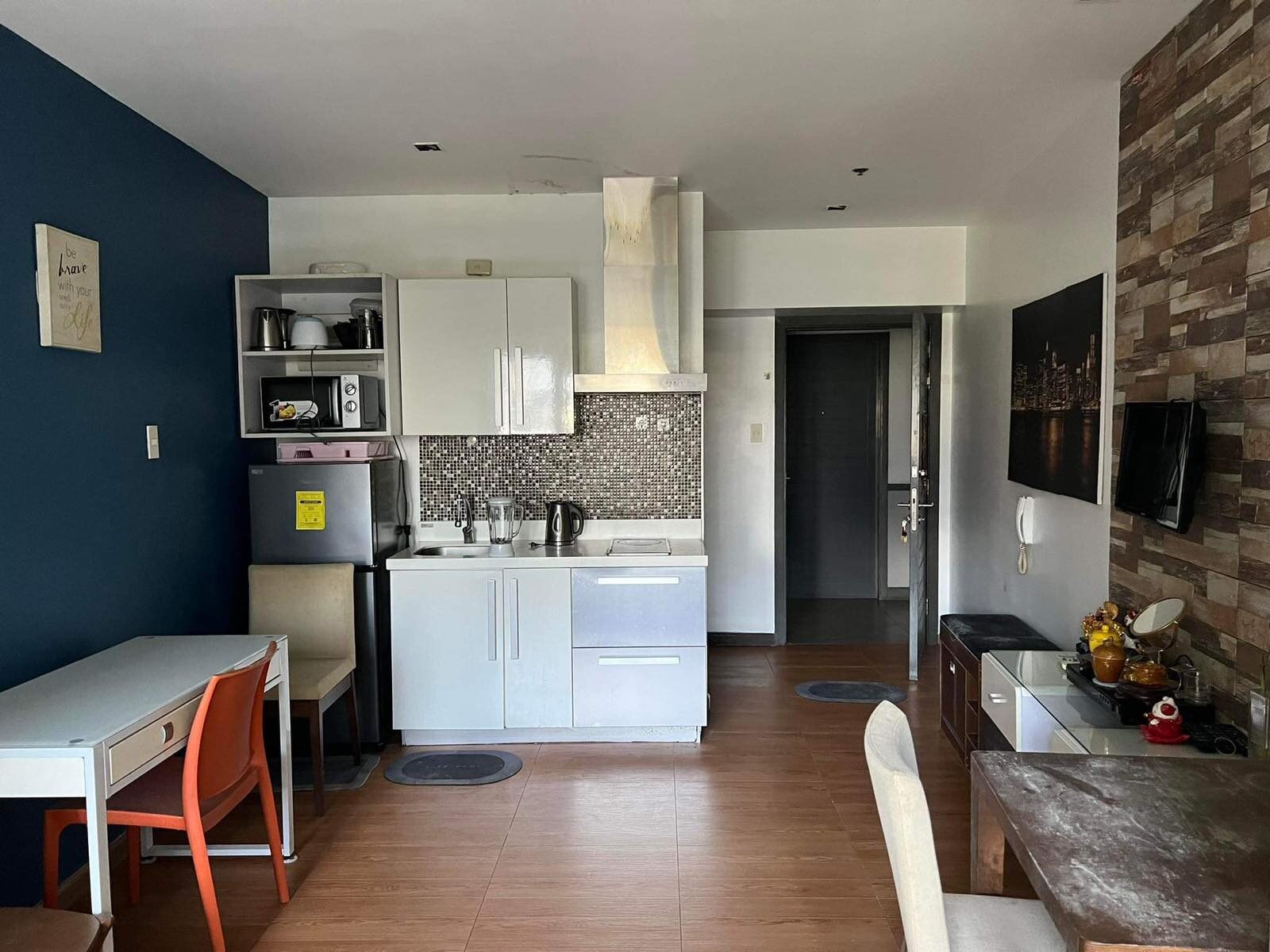 KNIGHTSBRIDGE RESIDENCES