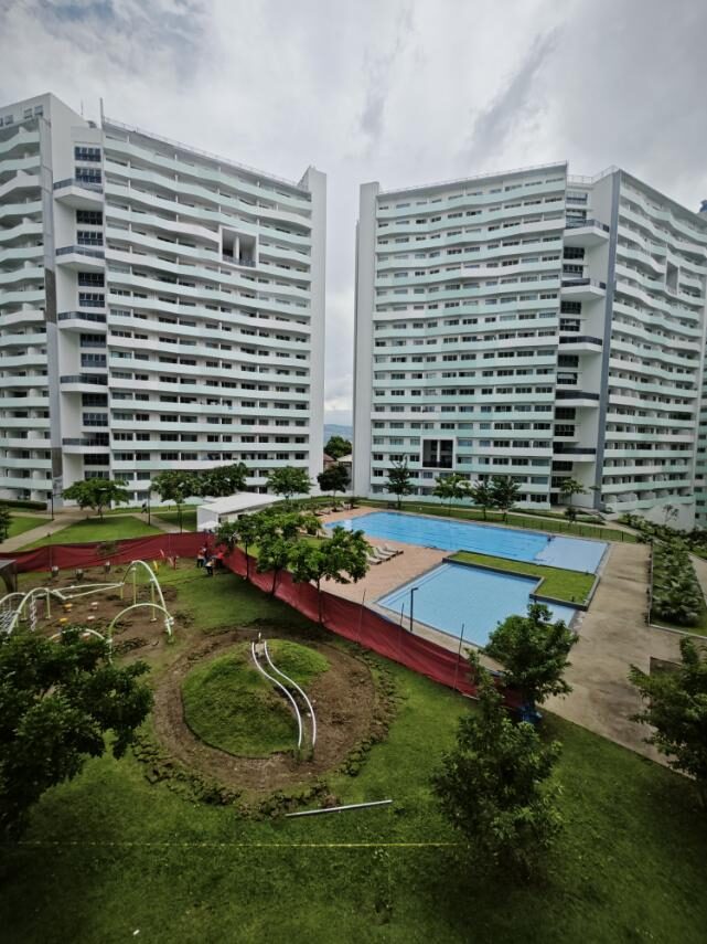 THE RESIDENCES AT COMMONWEALTH – Breakthrough Properties